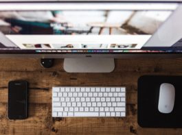 PCの向こう側には・・・