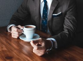 アマゾン無在庫輸入で名義借りした外注さんの税務申告について